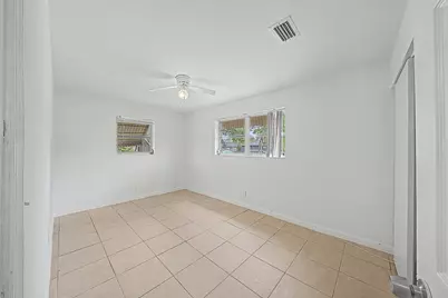 301 SE 21st Avenue, Boynton Beach, FL 33435 - Photo 12