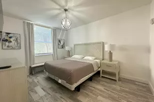 630 S Sapodilla Ave, West Palm Beach, FL 33401 - Photo 2