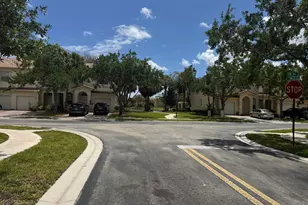 8451 SW 27th St, Miramar, FL 33025 - Photo 40