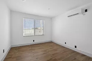 2032 N Dixie Hwy, West Palm Beach, FL 33407 - Photo 12