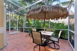 11377 Lakeview Dr, Coral Springs, FL 33071 - Photo 18