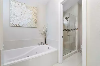 11377 Lakeview Drive, Coral Springs, FL 33071 - Photo 16