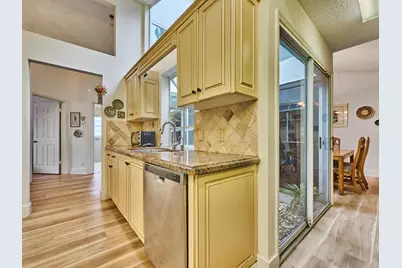 6093 Bay Isles Drive, Boynton Beach, FL 33437 - Photo 22
