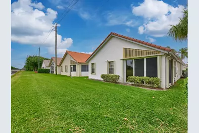 6093 Bay Isles Drive, Boynton Beach, FL 33437 - Photo 2