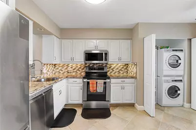 4550 NW 18th Avenue #505, Deerfield Beach, FL 33064 - Photo 18