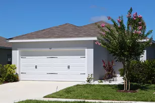 517 Cherimoya St, Fort Pierce, FL 34981 - Photo 2