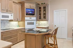 8327 Jimmy Buffett Mem Hwy, Melbourne Beach, FL 32951 - Photo 22