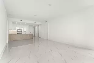 220 Lake Shore Dr, Lake Park, FL 33403 - Photo 10