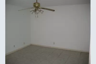 401 Saxony Drive #401-i, Delray Beach, FL 33446 - Photo 4