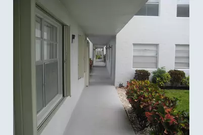 401 Saxony Drive #401-i, Delray Beach, FL 33446 - Photo 2