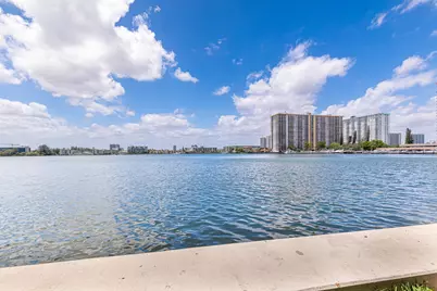 17100 N Bay Road #Unit 1214, Sunny Isles Beach, FL 33160 - Photo 28