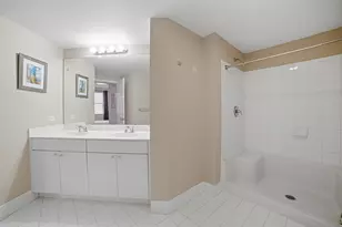 17100 N Bay Rd, Sunny Isles Beach, FL 33160 - Photo 20