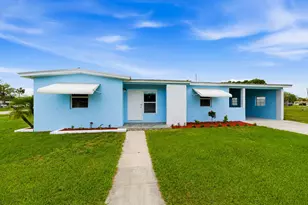 102 SE El Sito Ct, Port Saint Lucie, FL 34983 - Photo 2