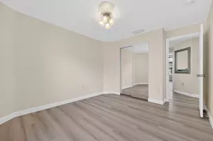 1055 NW 117th Ave, Coral Springs, FL 33071 - Photo 38