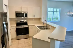 5119 SE Mariner Garden Cir, Stuart, FL 34997 - Photo 4