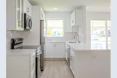 1007 South Drive #B, Delray Beach, FL 33445 - Photo 4