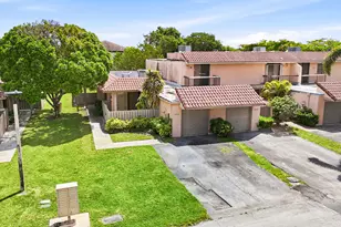20615 NE 7th Ct, Miami, FL 33179 - Photo 32