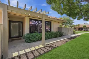 20615 NE 7th Ct, Miami, FL 33179 - Photo 2