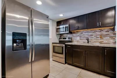 2314 S Cypress Bend Drive #Unit 313, Pompano Beach, FL 33069 - Photo 4