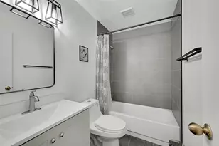 7428 S Pinewalk Dr, Margate, FL 33063 - Photo 16