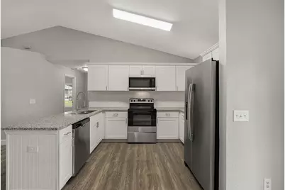225 12th Street SW, Vero Beach, FL 32962 - Photo 8