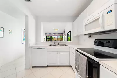 5534 Croydon Court, Boca Raton, FL 33486 - Photo 10