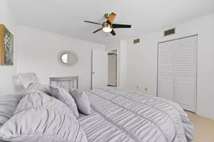 21215 Lago Cir, Boca Raton, FL 33433 - Photo 14