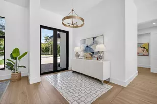 2725 Seneca Cir, West Palm Beach, FL 33409 - Photo 8