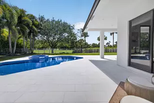 2725 Seneca Cir, West Palm Beach, FL 33409 - Photo 82