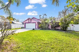 2024 NE 24th St, Jensen Beach, FL 34957 - Photo 16