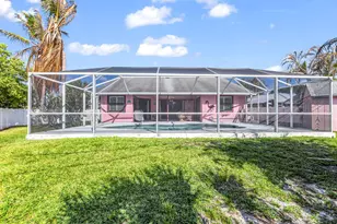 2024 NE 24th St, Jensen Beach, FL 34957 - Photo 10
