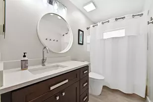 8856 Thames River Dr, Boca Raton, FL 33433 - Photo 18
