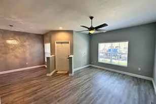 278 Lake Monterey Cir, Boynton Beach, FL 33426 - Photo 6