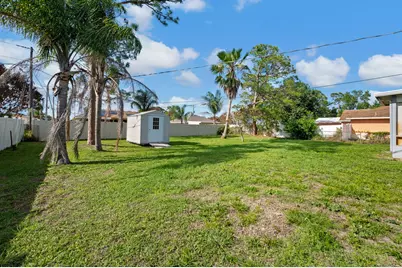 113 SW Starfish Avenue, Port Saint Lucie, FL 34984 - Photo 16