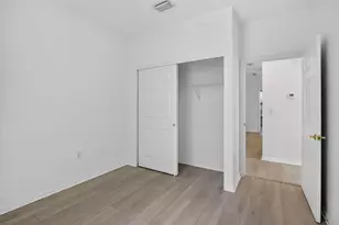 7915 NW 20th St, Pembroke Pines, FL 33024 - Photo 26