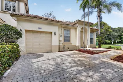 7915 NW 20th Street, Pembroke Pines, FL 33024 - Photo 1