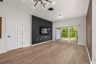 2543 NW 31st Ct, Oakland Park, FL 33309 - Photo 10
