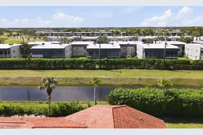 226 E Normandy #E, Delray Beach, FL 33484 - Photo 2