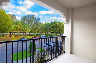 5860 W Sample Rd, Coral Springs, FL 33063 - Photo 16