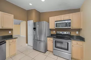 2037 SW Providence Pl, Port Saint Lucie, FL 34953 - Photo 12