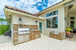712 Verona Ct, Weston, FL 33326 - Photo 38
