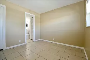 9915 Sandalfoot Blvd, Boca Raton, FL 33428 - Photo 12