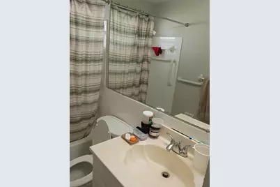 1270 NW 66th Terrace, Margate, FL 33063 - Photo 4
