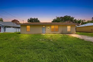 333 SW Lucero Dr, Port Saint Lucie, FL 34983 - Photo 2