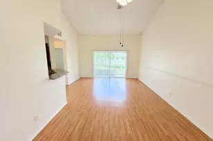 3453 NW 44th St, Oakland Park, FL 33309 - Photo 2