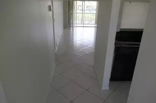 22017 Palms Way, Boca Raton, FL 33433 - Photo 4