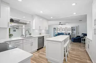 2691 NW 106th Ave, Coral Springs, FL 33065 - Photo 14
