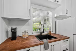 1017 SW 4th St, Fort Lauderdale, FL 33312 - Photo 8