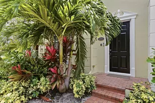 1050 E Heritage Club Cir, Delray Beach, FL 33483 - Photo 2