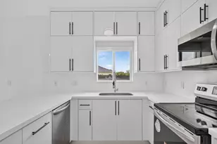 17344 SW 303rd St, Homestead, FL 33030 - Photo 6